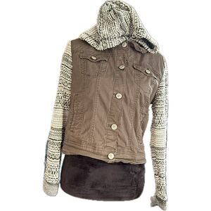 Wallflower,‎ junior size XL, long sleeve green jeans  button down shacket